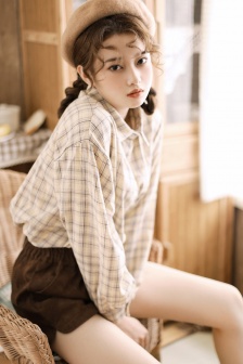 裸体女兵36姿